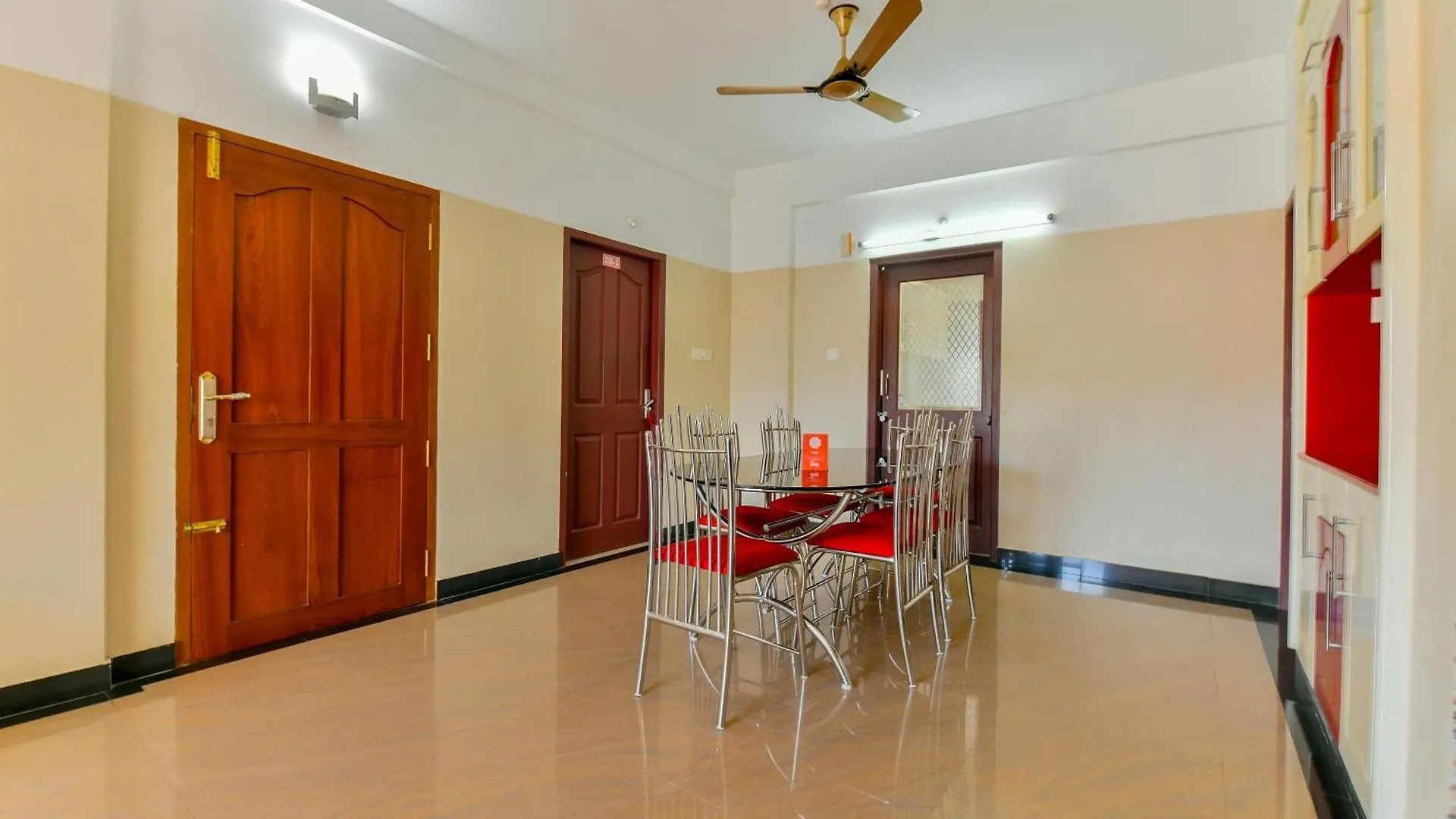 Hotel Oyo Flagship Uthradam Towers