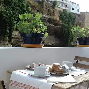 casa-bajo-la-roca.es-andalucia.com/
